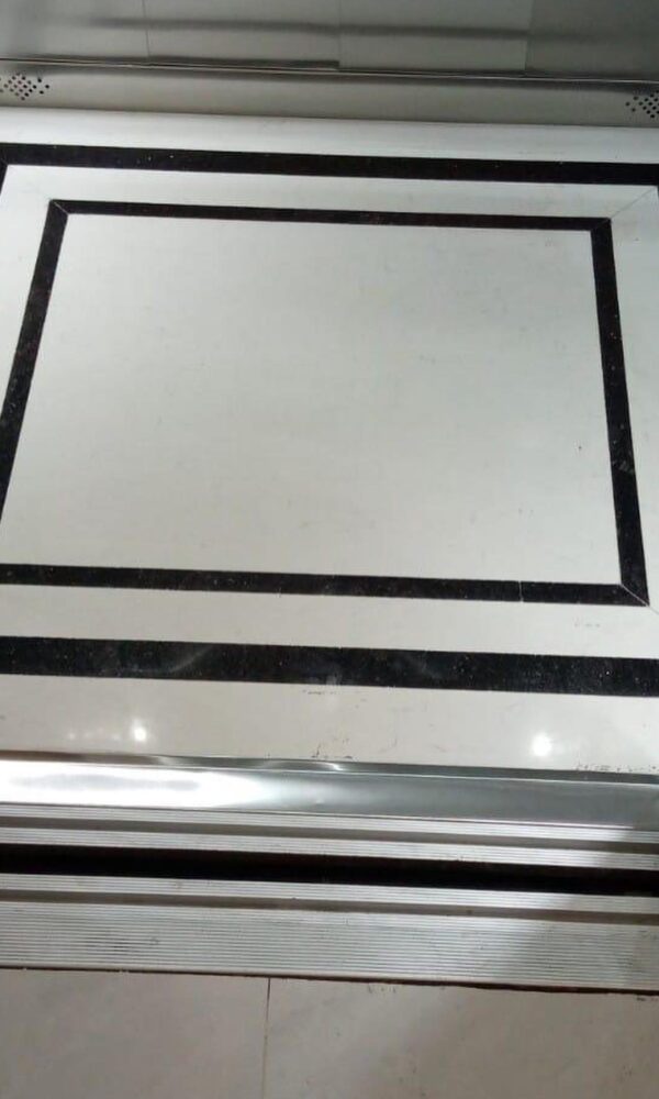 ذا وايت لإعمال الكوريان ( الرخام الصناعي ) لدينا أجود أنواع الكوريان والكومبكت