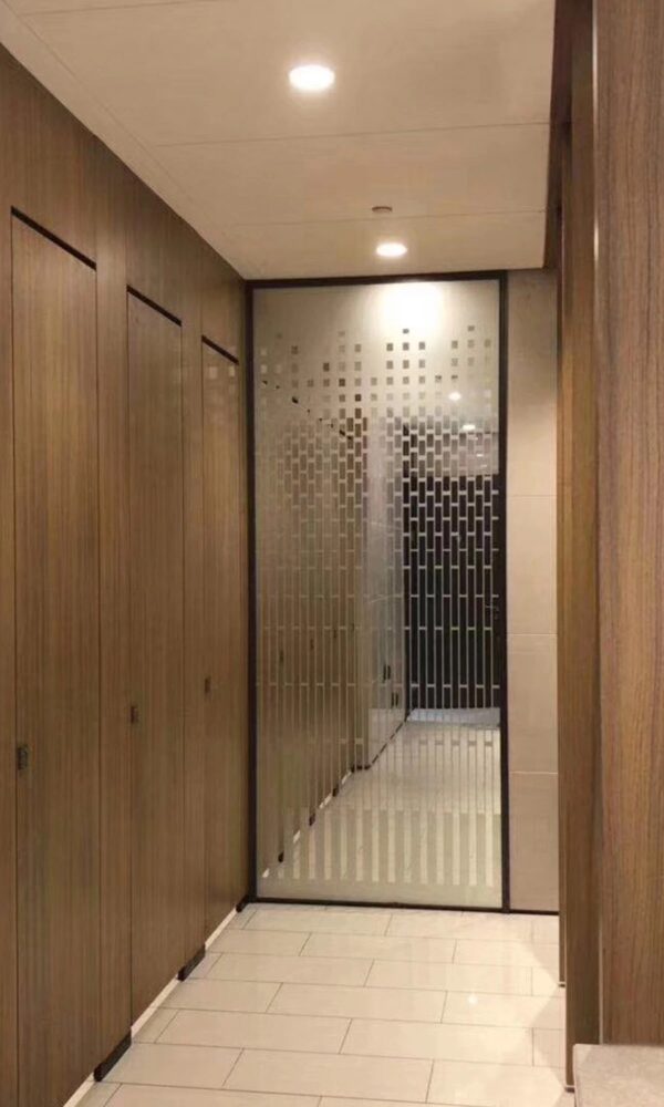 ذا وايت لإعمال الكوريان ( الرخام الصناعي ) لدينا أجود أنواع الكوريان والكومبكت